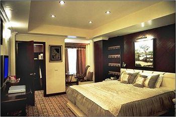 Country Inn & Suites Haridwar Ngoại thất bức ảnh