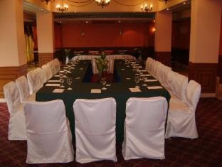 Country Inn & Suites Haridwar Ngoại thất bức ảnh